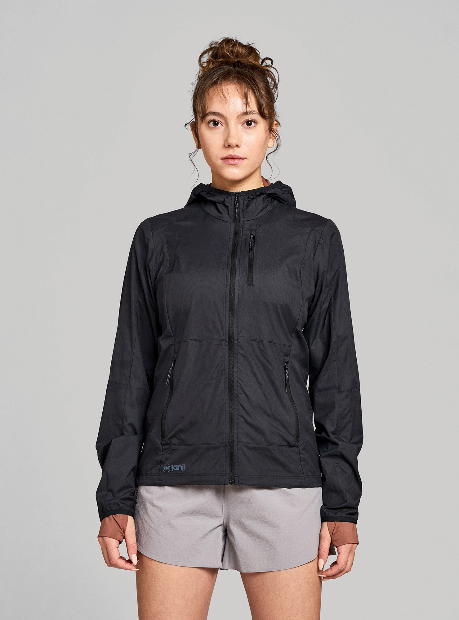 W's Zephyrunner Wind Shell – Janji