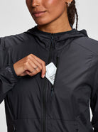 W's Zephyrunner Wind Shell