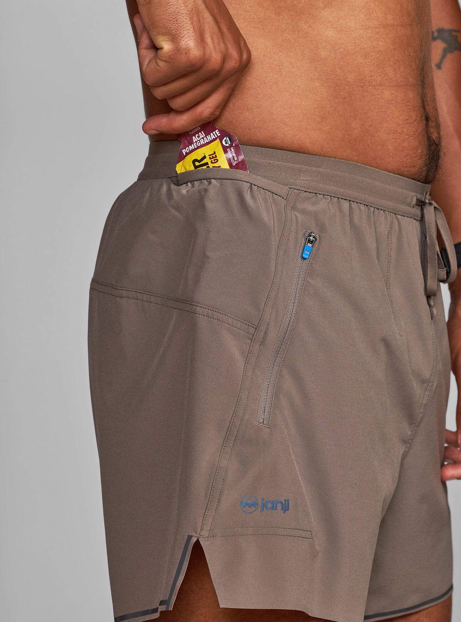 【INCHANT ME】Rico Bermuda Part 5 Pants Lean On Me Distressed Bermuda Shorts | Insanegene.com
