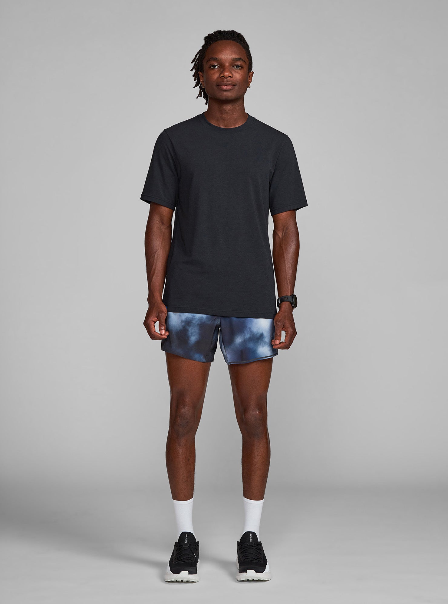Tシャツ・カットソー ELEVENTY Men T-shirt Natural K76MAGK46MAG0K021 01-02 Blue fine-knit T-shirt Eleventy - men - ELEVENTY