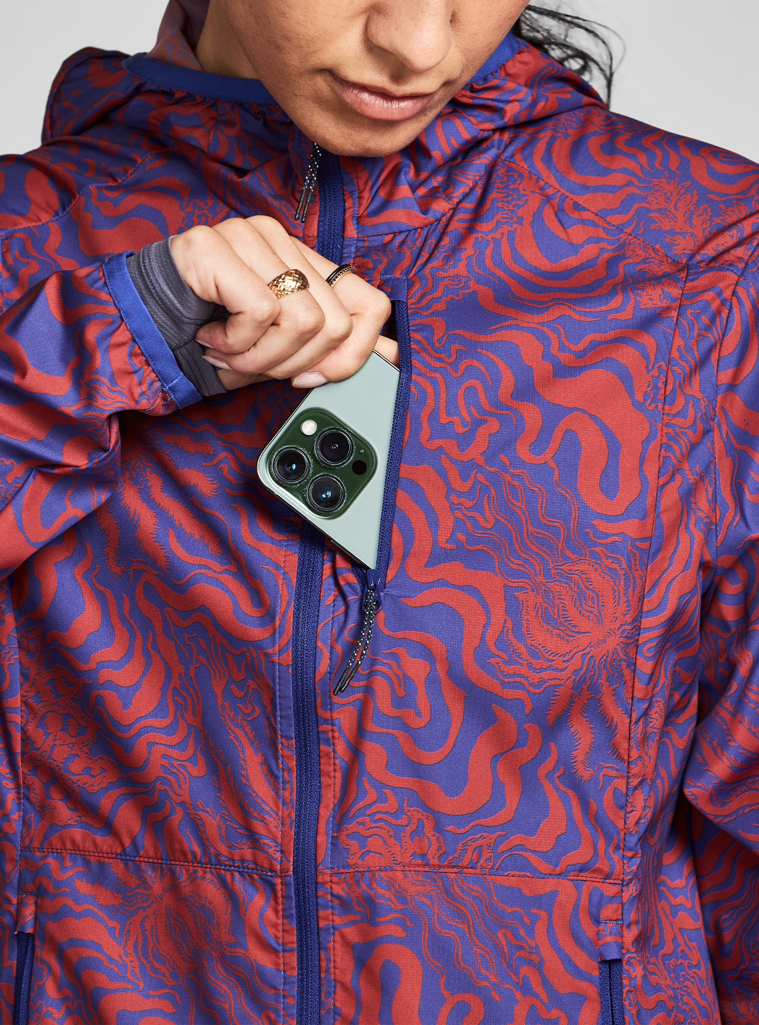 W's Zephyrunner Wind Shell – Janji