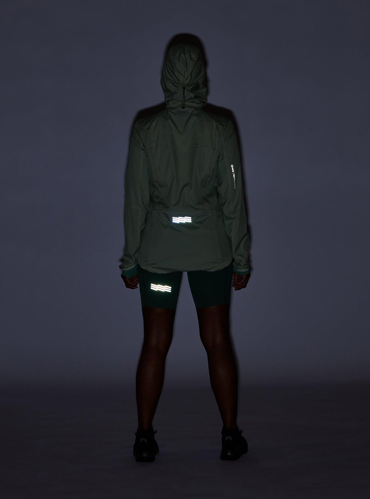 W's Zephyrunner Wind Shell – Janji