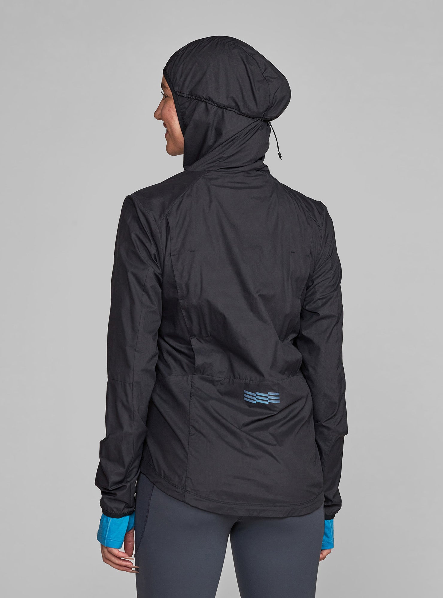 W's Zephyrunner Wind Shell – Janji