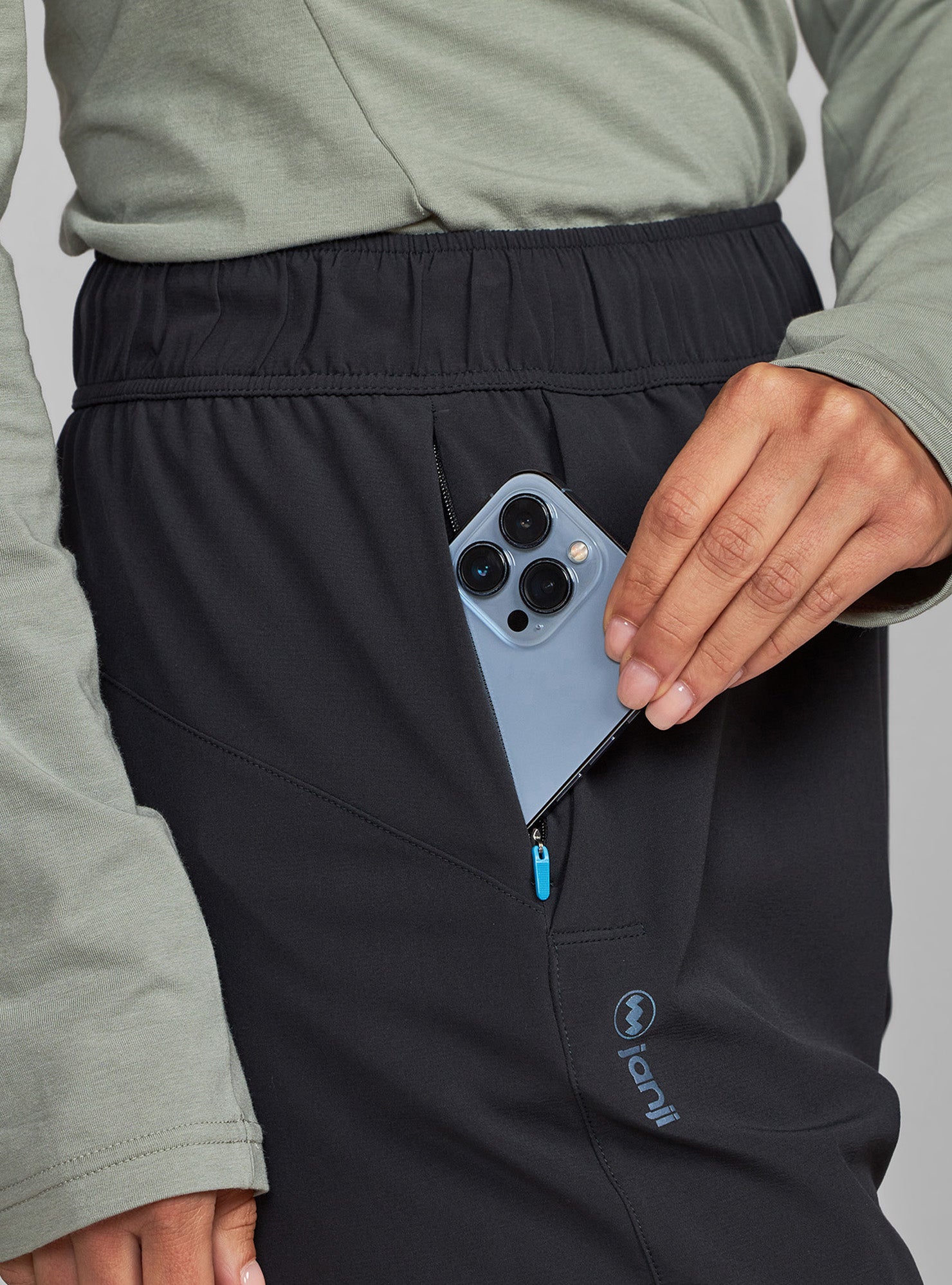 W's TTech Pant – Janji