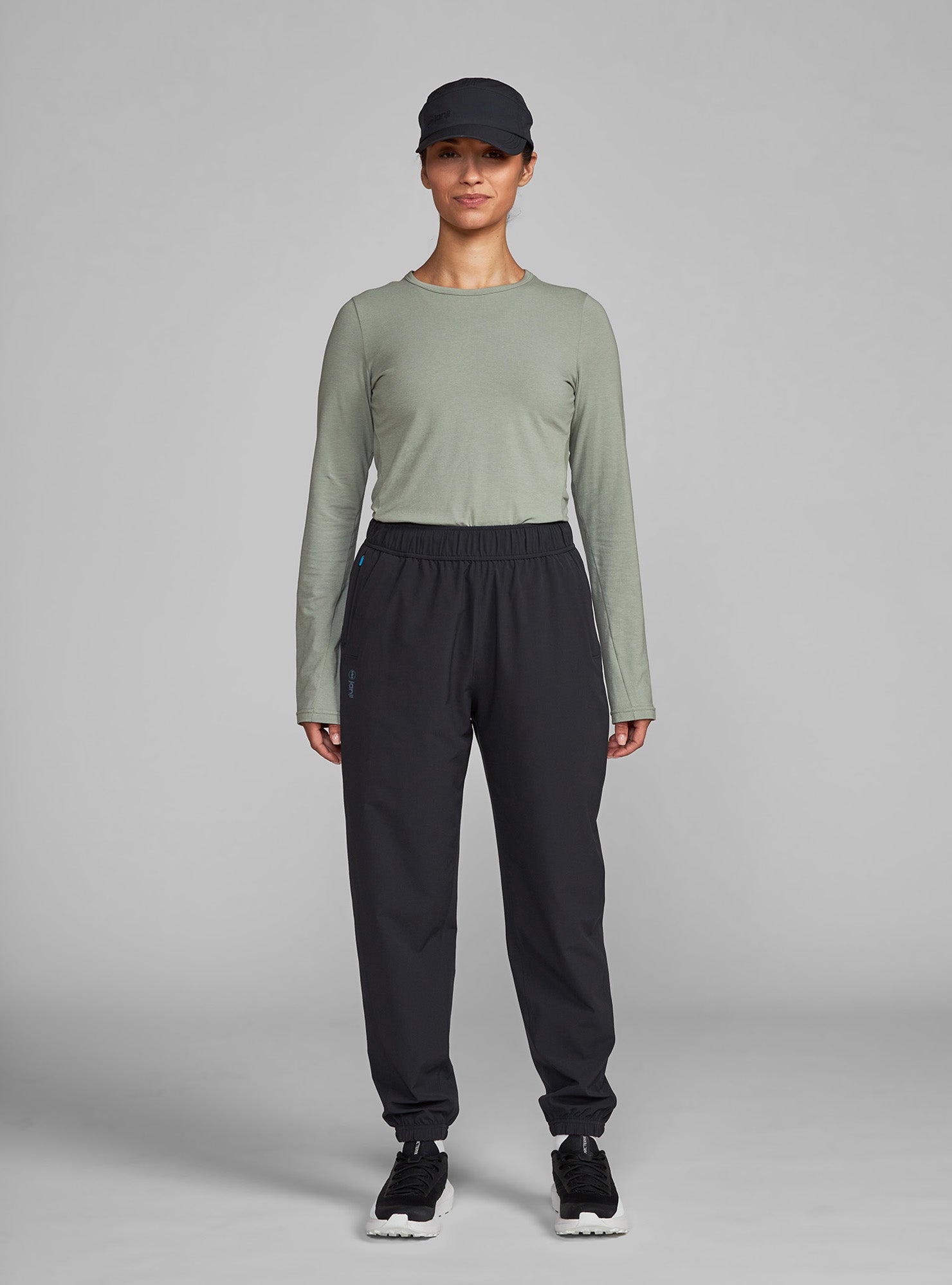 W's Transit Tech Pant – Janji